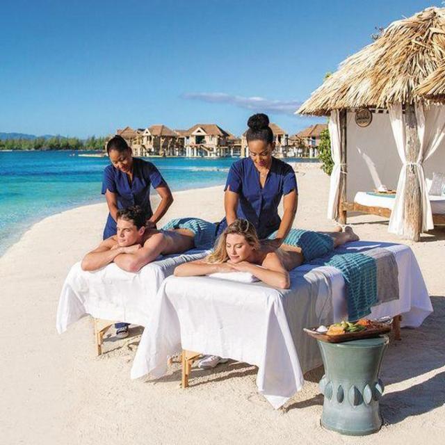 Tahiti - Couples Massage