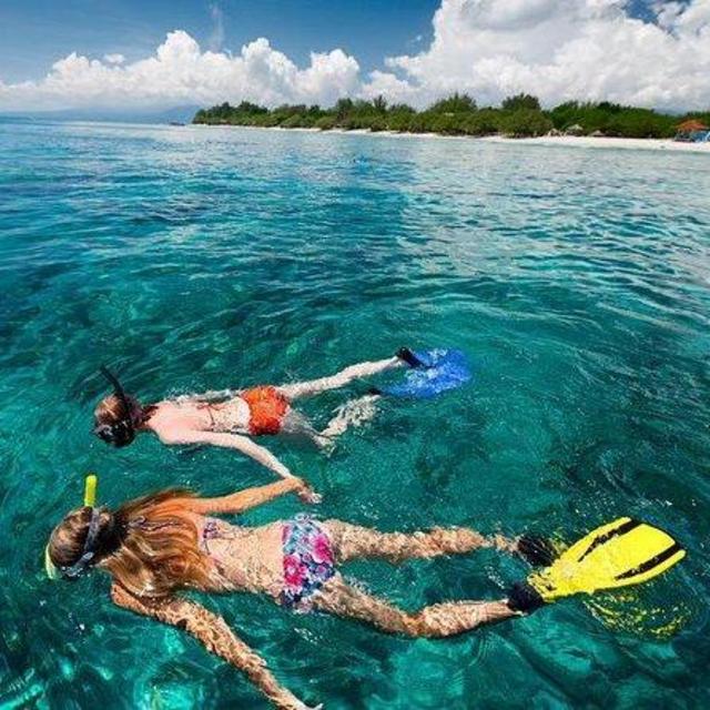 Greece - All Day Private Boat & Snorkeling Cruise