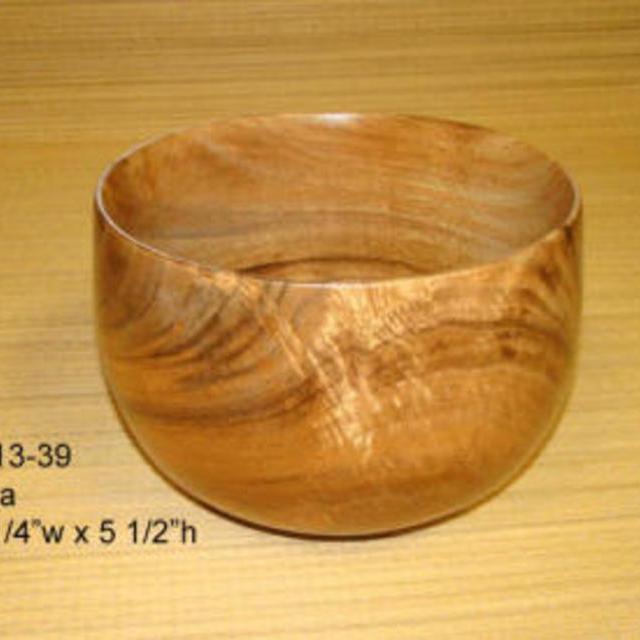 Koa Wood Bowls - Hawaiian Style Calabash Bowls and Natural Edge Bowls