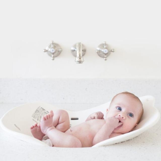 Puj Flyte - Compact Infant Bath (White)