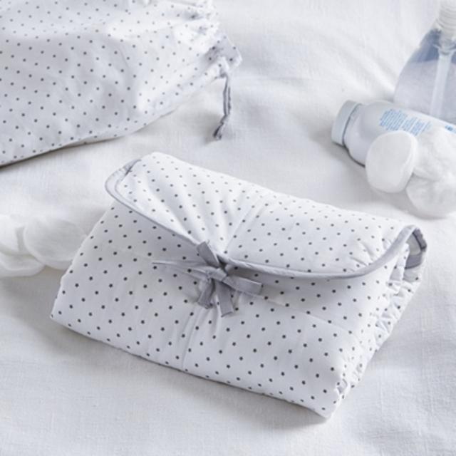 Star Travel Changing Mat - White