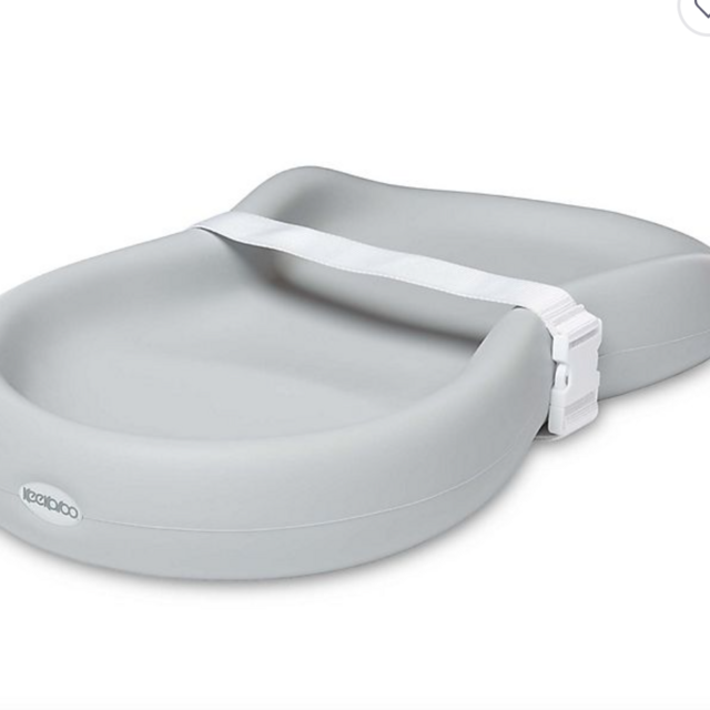 Keekaroo® Peanut Changer in Grey