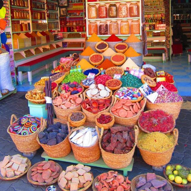 Cute Couples cooking Class in Morocco