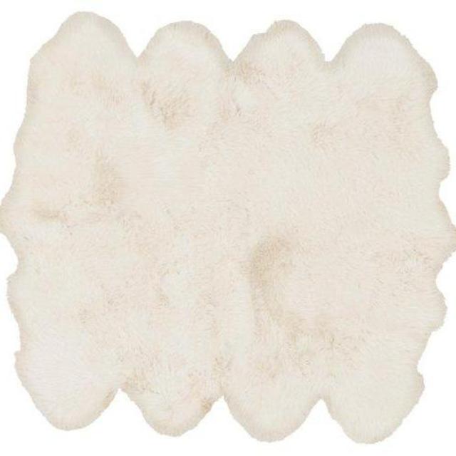 6'x8' Sheepskin Rug, Ivory