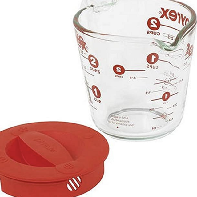 Pyrex Prepware 2-Cup Glass Measuring Cup with Lid