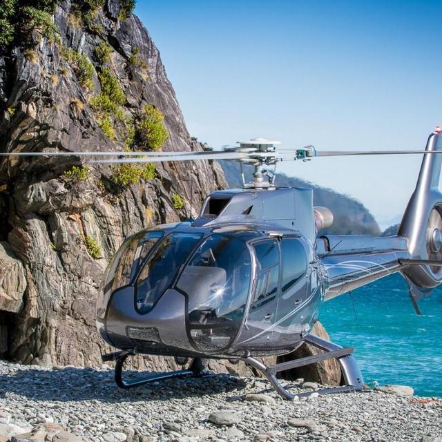 Helicopter Tour over Milford Sound in New Zealand