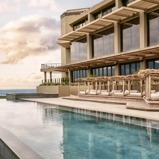 3-night stay at honeymoon resort in Kauai