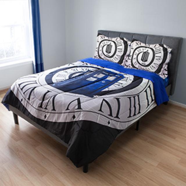 Exclusive Doctor Who Comforter