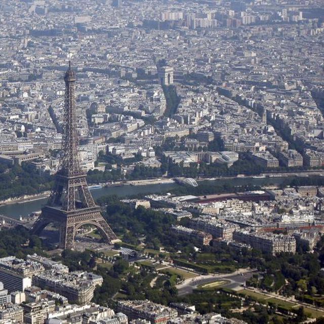 Flight to Paris