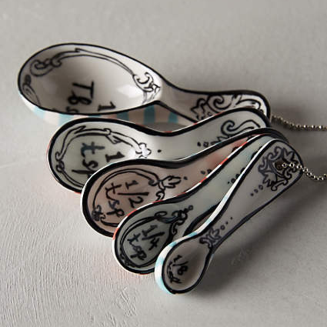 Crowned Leaf Measuring Spoons