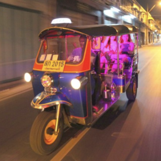 Bangkok Night Market Food Tour on Our Honeymoon