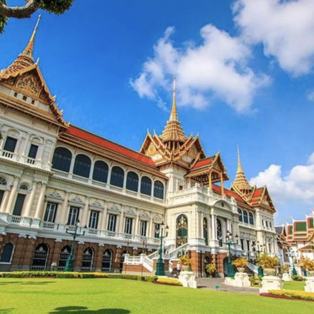 Guided Tour of Bangkok on Our Honeymoon