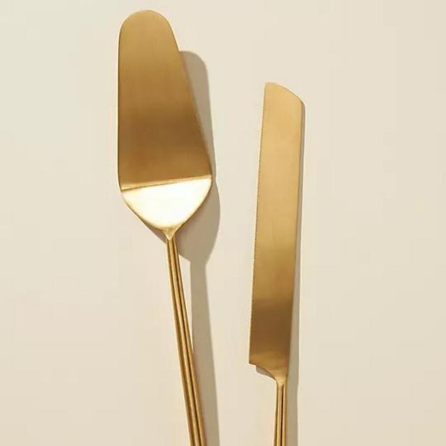 Streamlined Cake Serving Set - GOLD