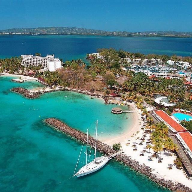 Honeymoon Hotel