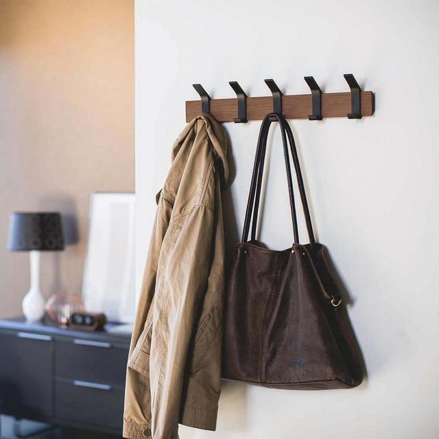 Rin Wall-Mounted Coat Hanger