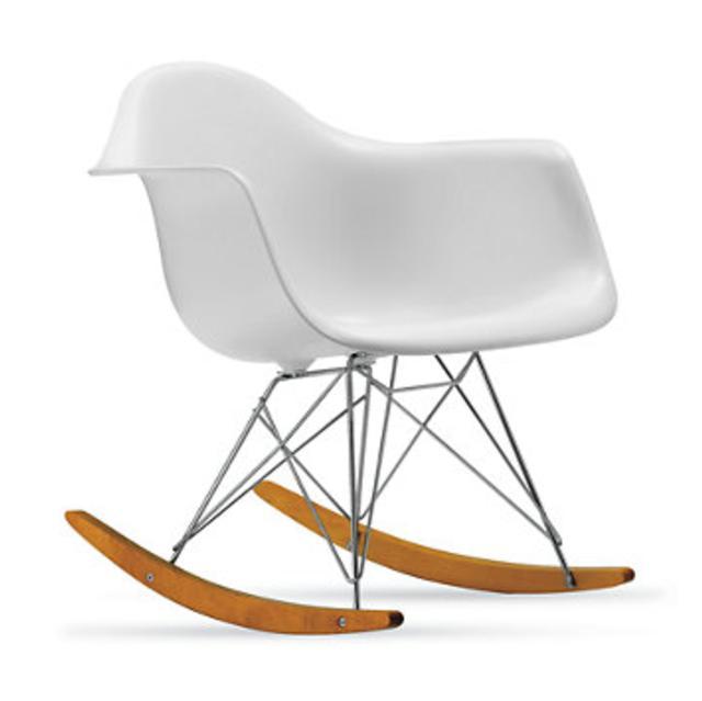 Eames® Molded Plastic Rocker (RAR)