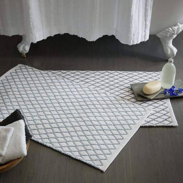 West Elm- Diamond Flat Weave Bath Mat