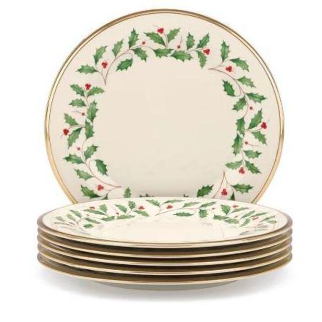 Holiday 10.5" Dinner Plate