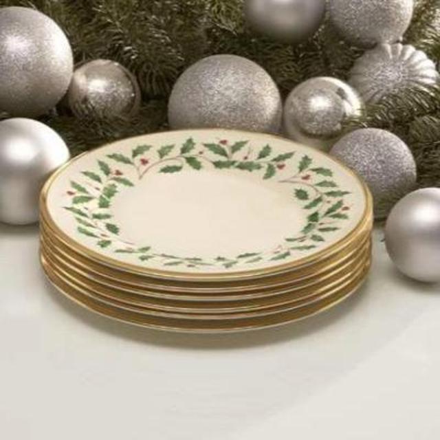 Holiday 8" Salad or Dessert Plate