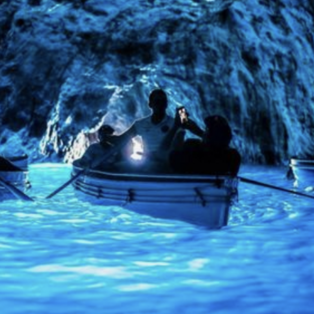 Honeymoon Blue Grotto Tour in Capri