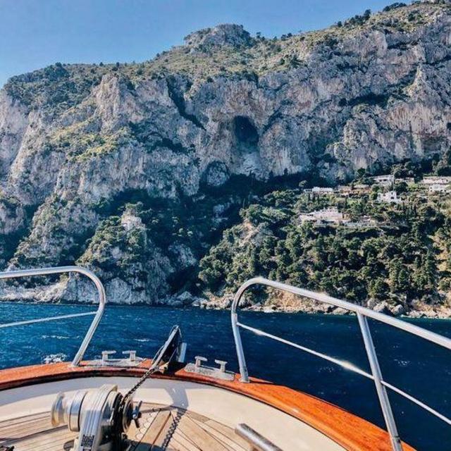 Honeymoon boat ride to Capri from Positano