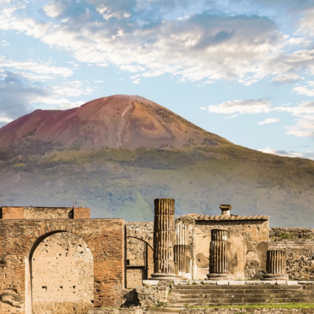 Honeymoon - Day Trip to Pompeii