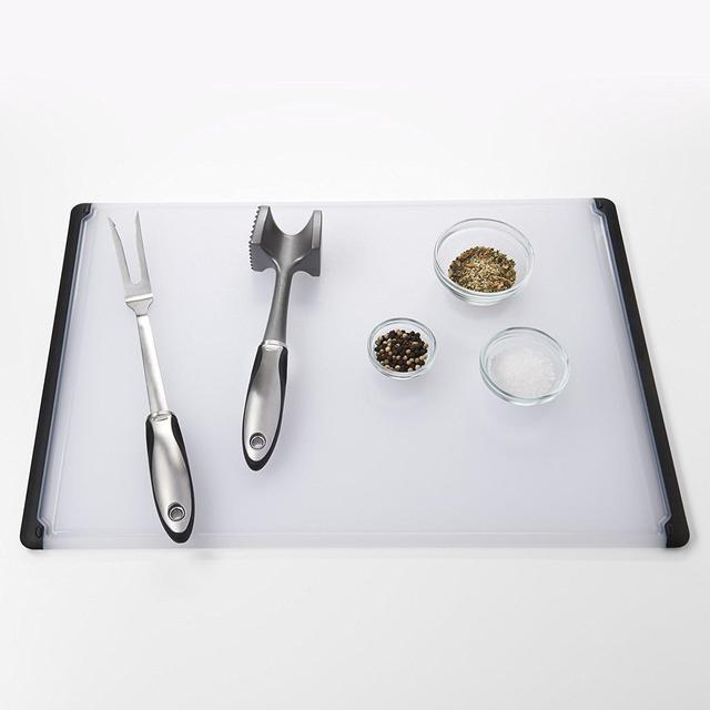 OXO Good Grips Carving & Cutting Board
