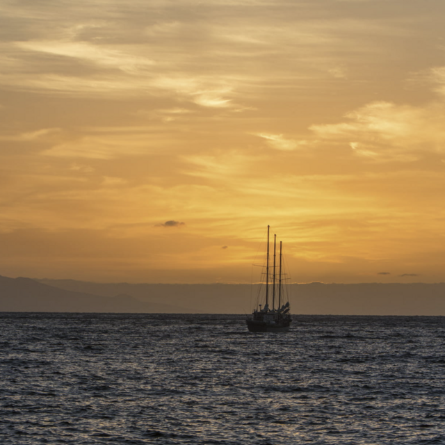 Sunset Sail in Lānaʻi