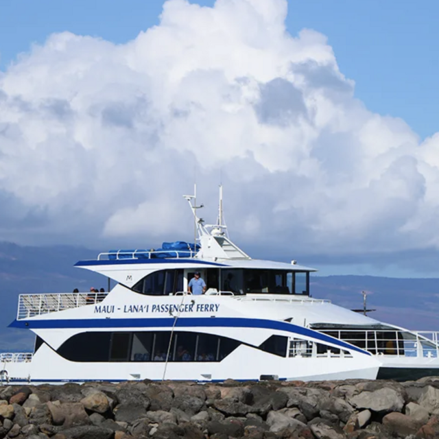 Ferry from Maui to Lāna‘i