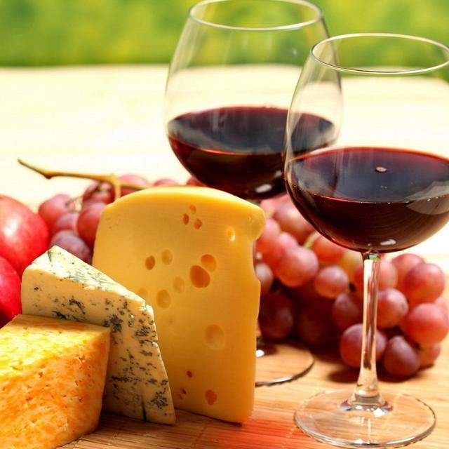 Wine & Cheese for the Hungry Travelers