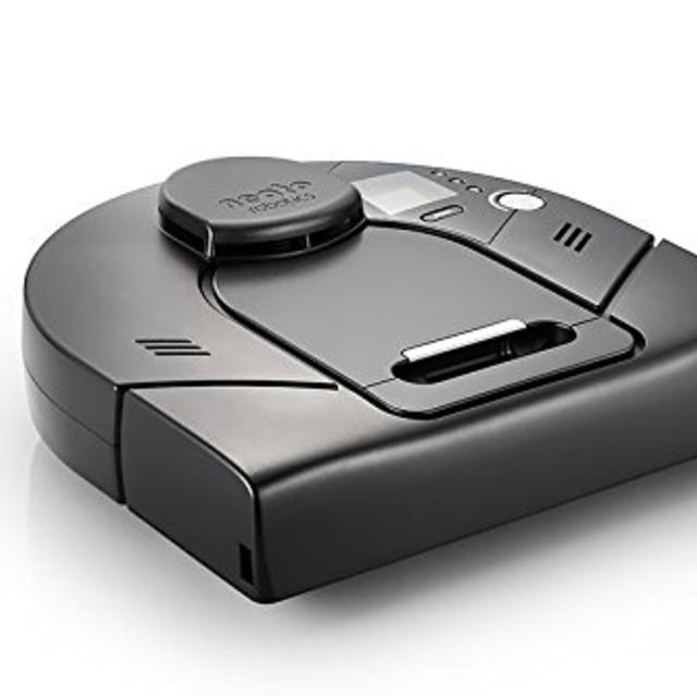 Neato Robotics XV Signature Robotic Vacuum