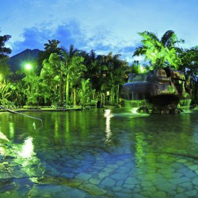 Stay in Costa Rica Hot Springs Resort (2 Nights)