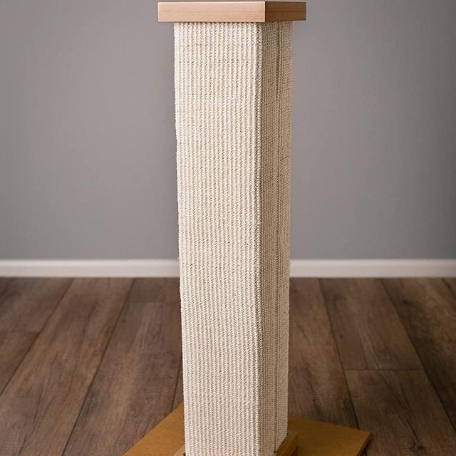 SmartCat Pioneer Pet Ultimate Scratching Post