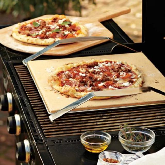 Pizza Stone with Frame