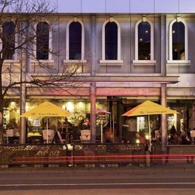 Romantic Dinner in Melbourne