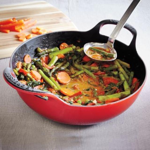 Le Creuset® World Cuisine Balti Dish, 3 qt.