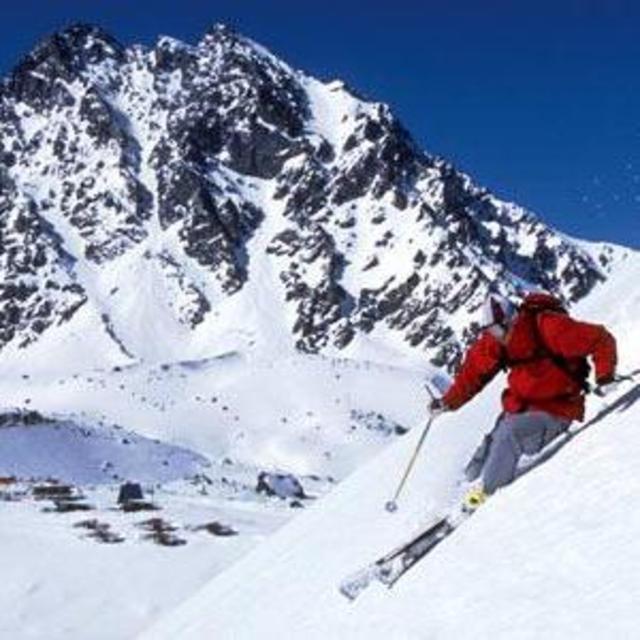 Room and Board: Monday, Pray for Pow