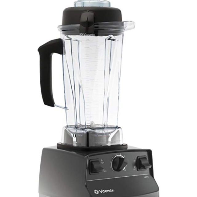 Vitamix 5200 Blender, Professional-Grade, 64 oz. Container, Black