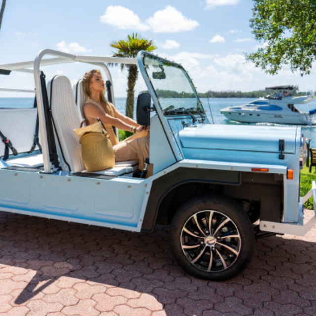 Honeymoon Moke Rental