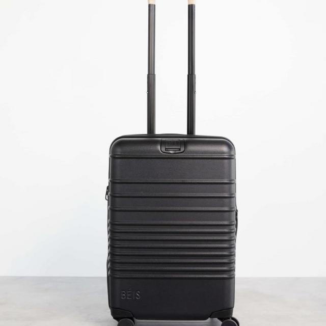 The Carry-On Roller