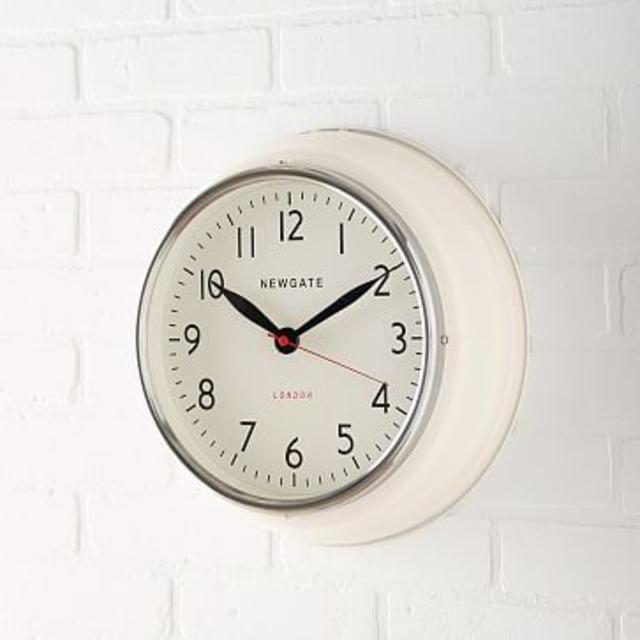 Newgate Cookhouse Clock - White