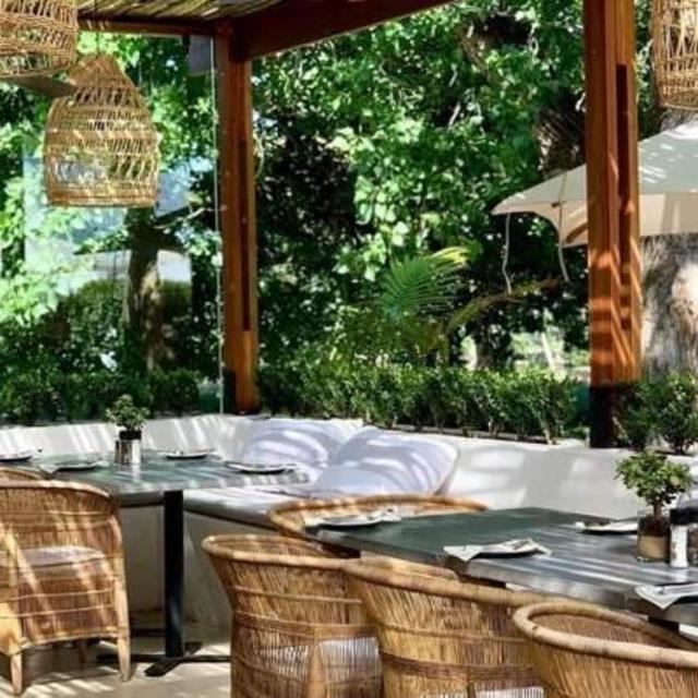 Romantic Dinner at La Paris Bistro - Cape Town