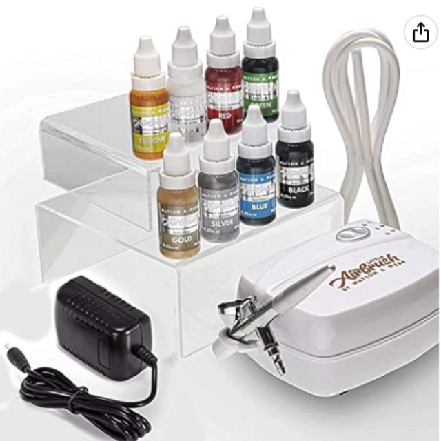 Airbrush tool for cake decorating with 8 colors!