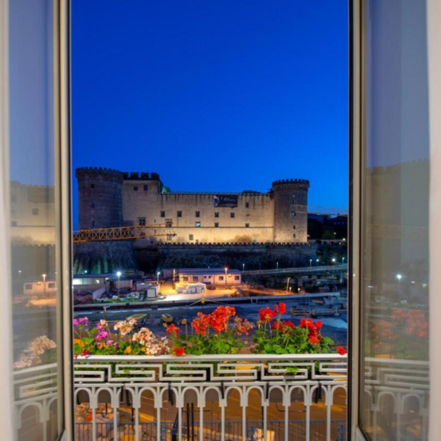 One Night - MAIN - Naples