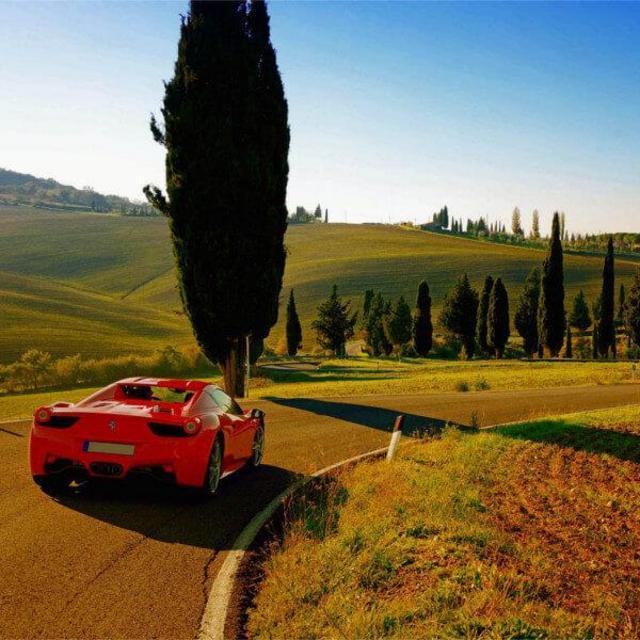 Car rental in Tuscany