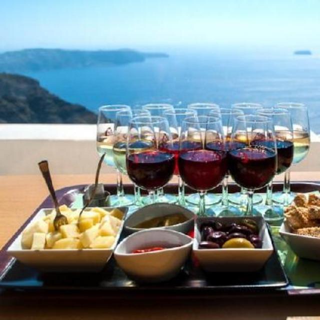 Oia Wine Tasting in Santorini