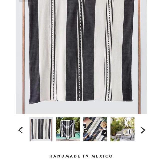 Fuera Blanket