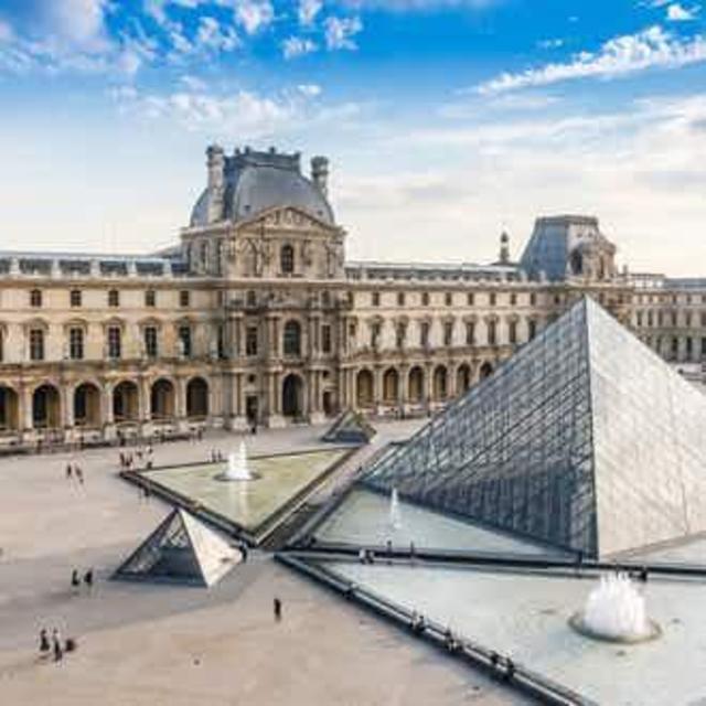 Sightseeing in Paris