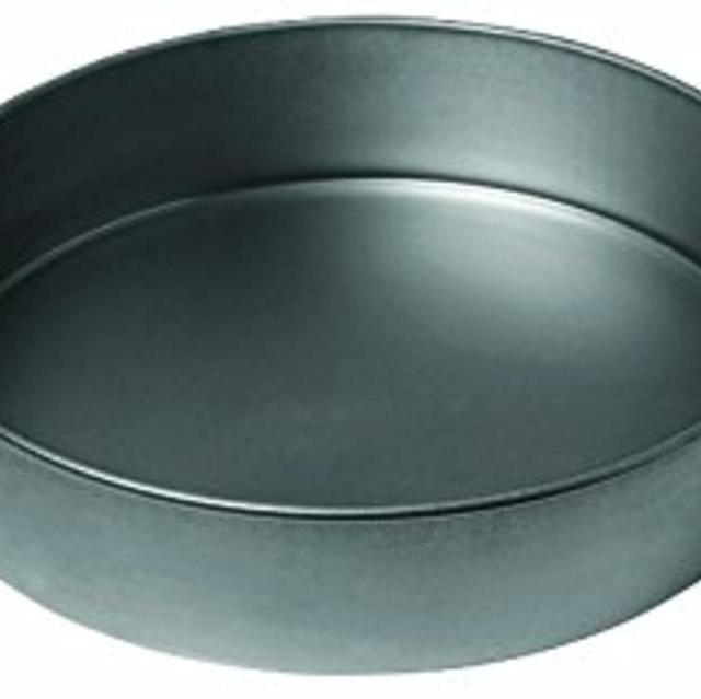 Chicago Metallic Non Stick 9-Inch Round Cake Pan
