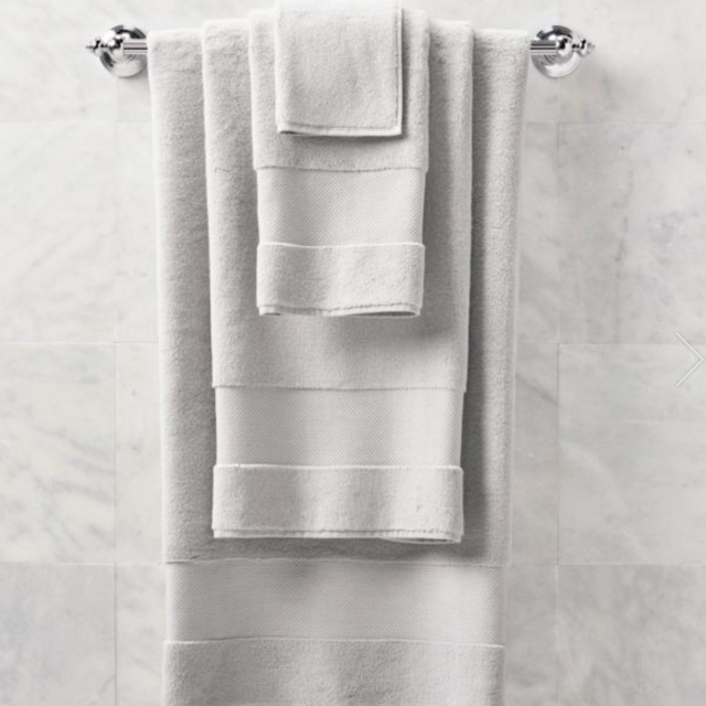 Resort Cotton Hand Towels in White